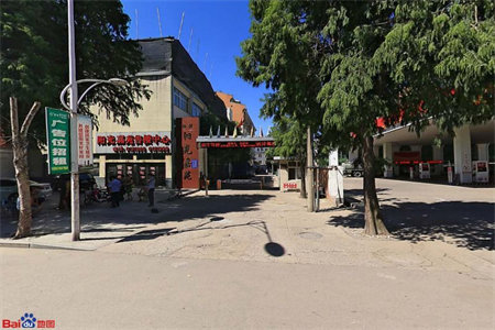 宿城顺街楼出售，精装修，带独立车库